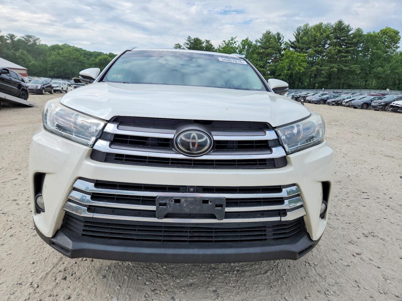 2017 Toyota Highlander Limited Platinum - Фото 5