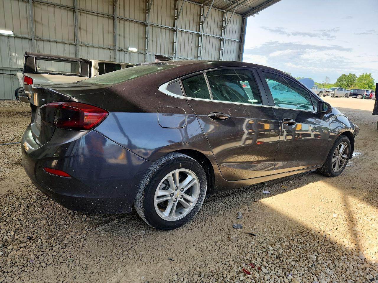 2016 Chevrolet Cruze Lt - Image 3