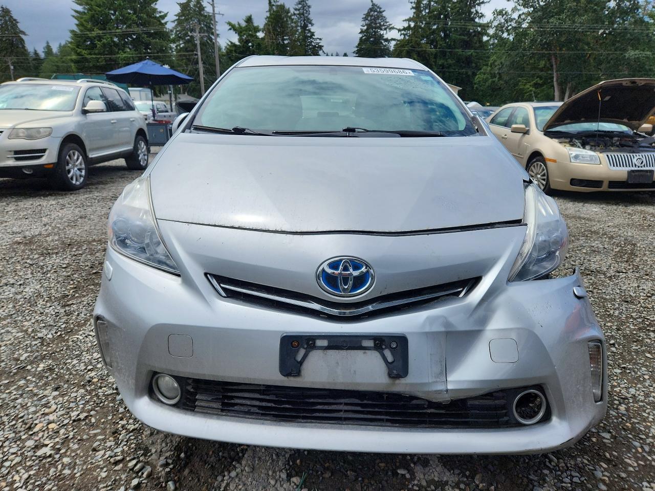 2013 Toyota Prius V Five - Фото 5