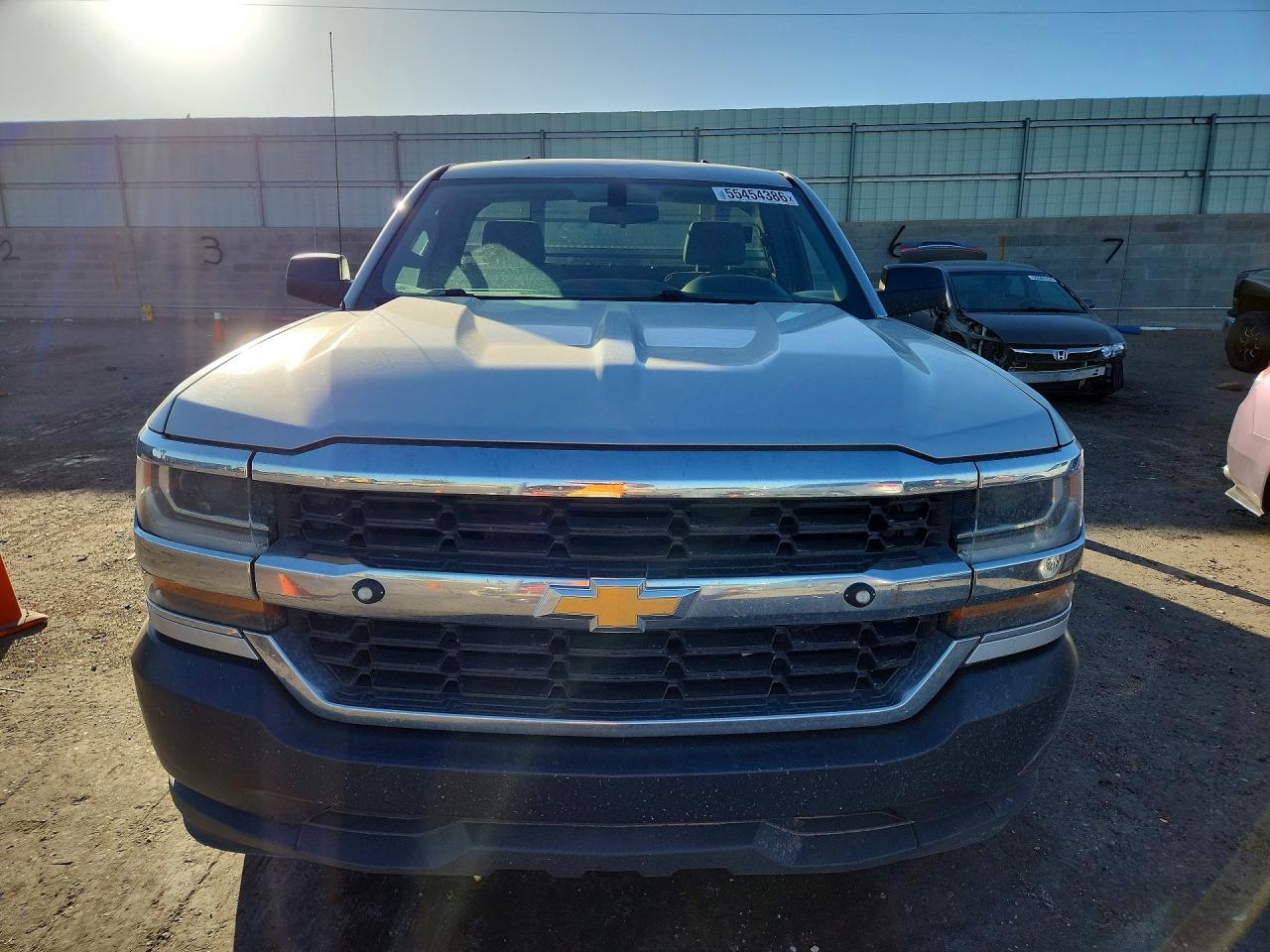 2017 Chevrolet Silverado C1500 - Фото 5