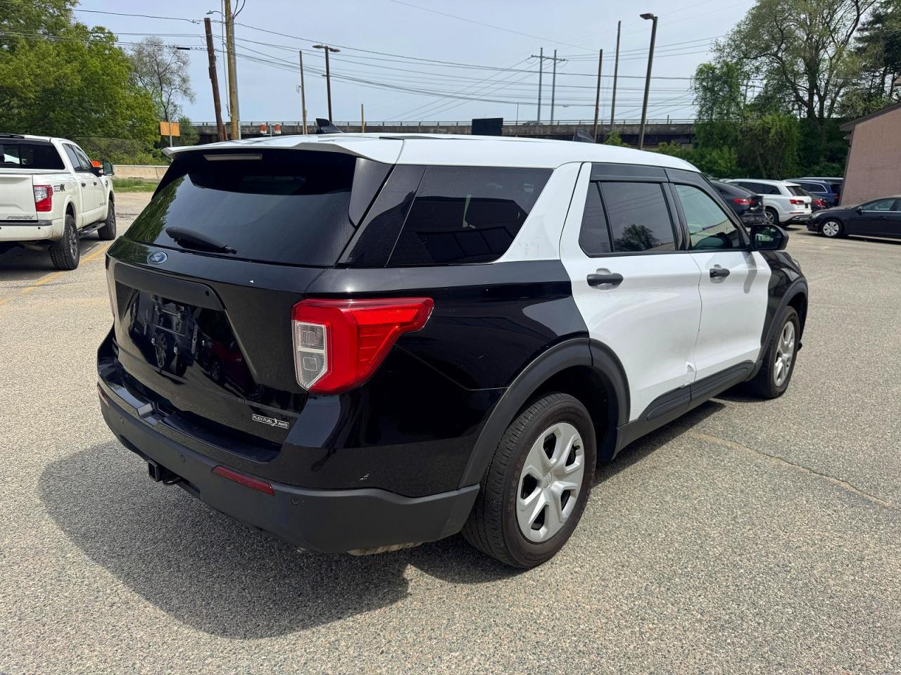 2020 Ford Explorer Police Interceptor - Фото 3