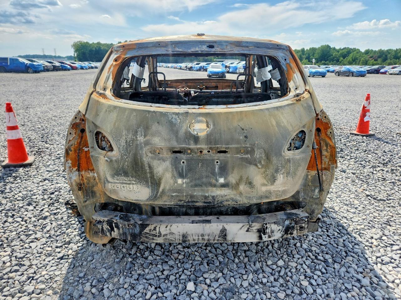 2013 Nissan Rogue S - Фото 6