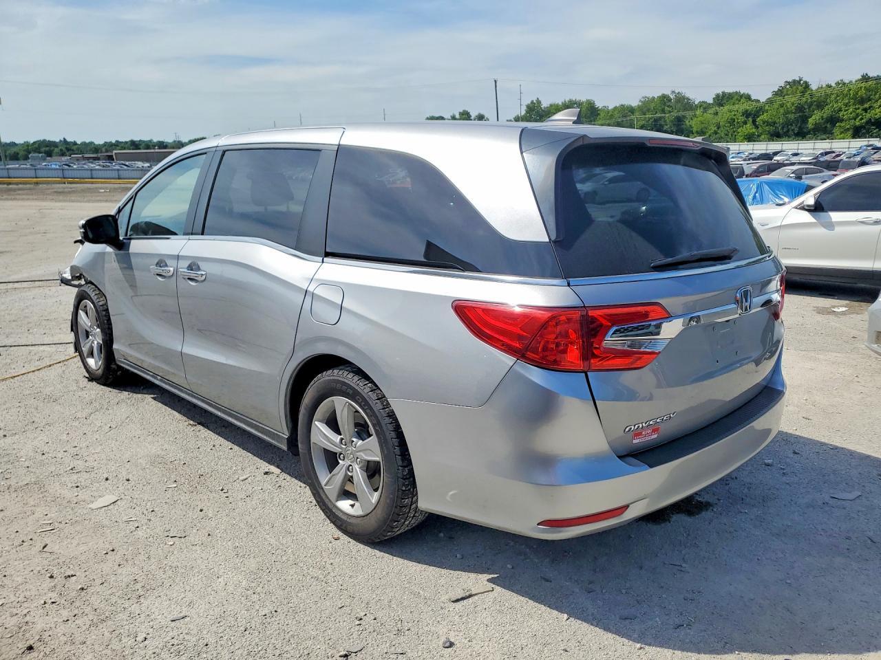 2019 Honda Odyssey Ex - Фото 2