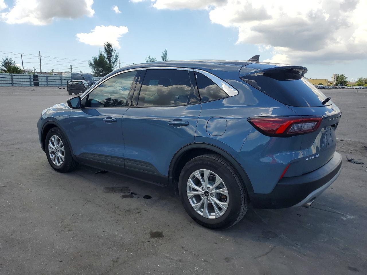 2023 Ford Escape Active - Фото 2