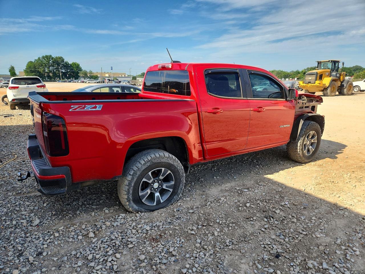 2015 Chevrolet Colorado Z71 - Фото 3