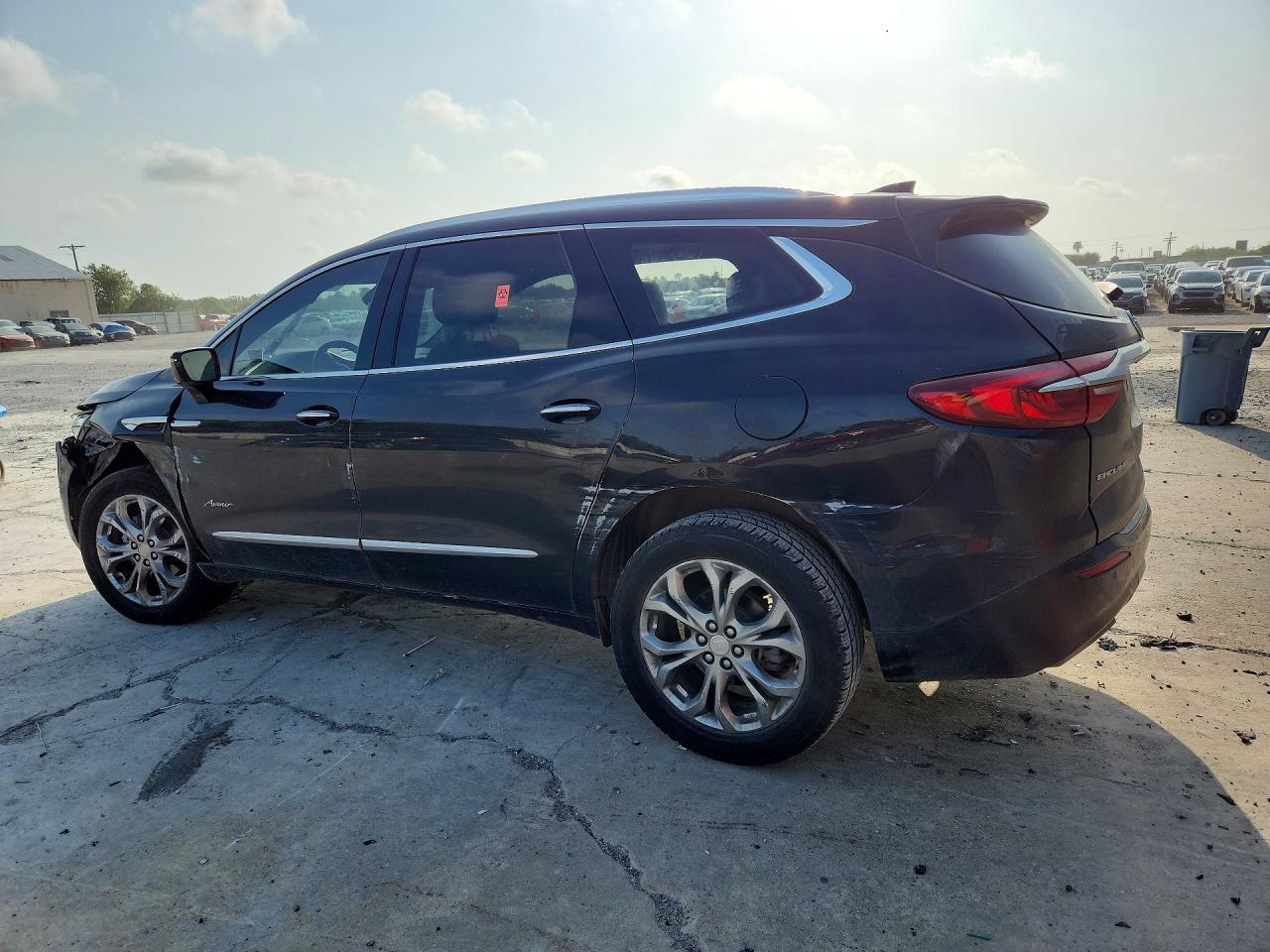2021 Buick Enclave Avenir - Image 2
