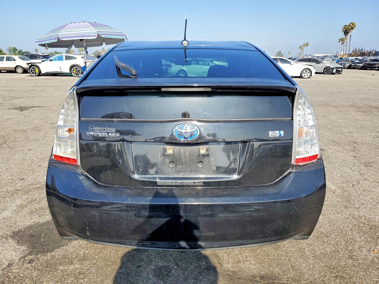 2011 Toyota Prius Three - Фото 6