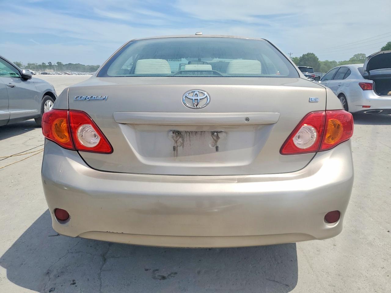 2009 Toyota Corolla Le - Фото 6
