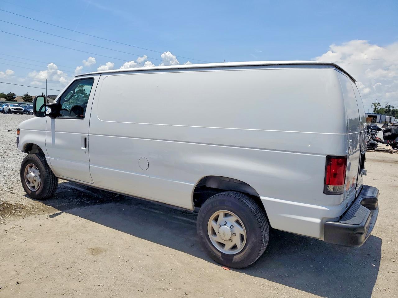 2014 Ford Econoline E250 Van - Image 2