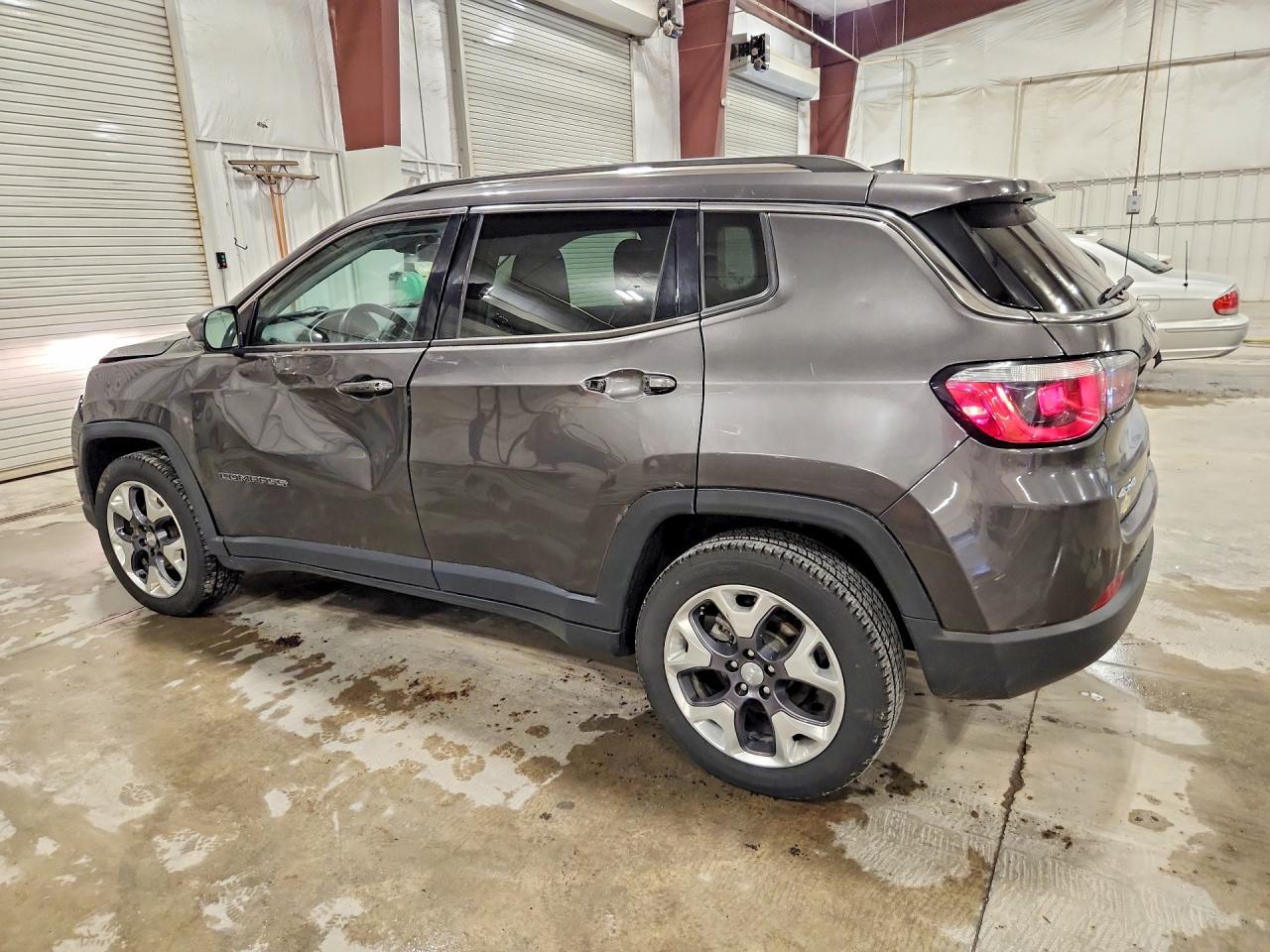 2020 Jeep Compass Limited - Фото 2