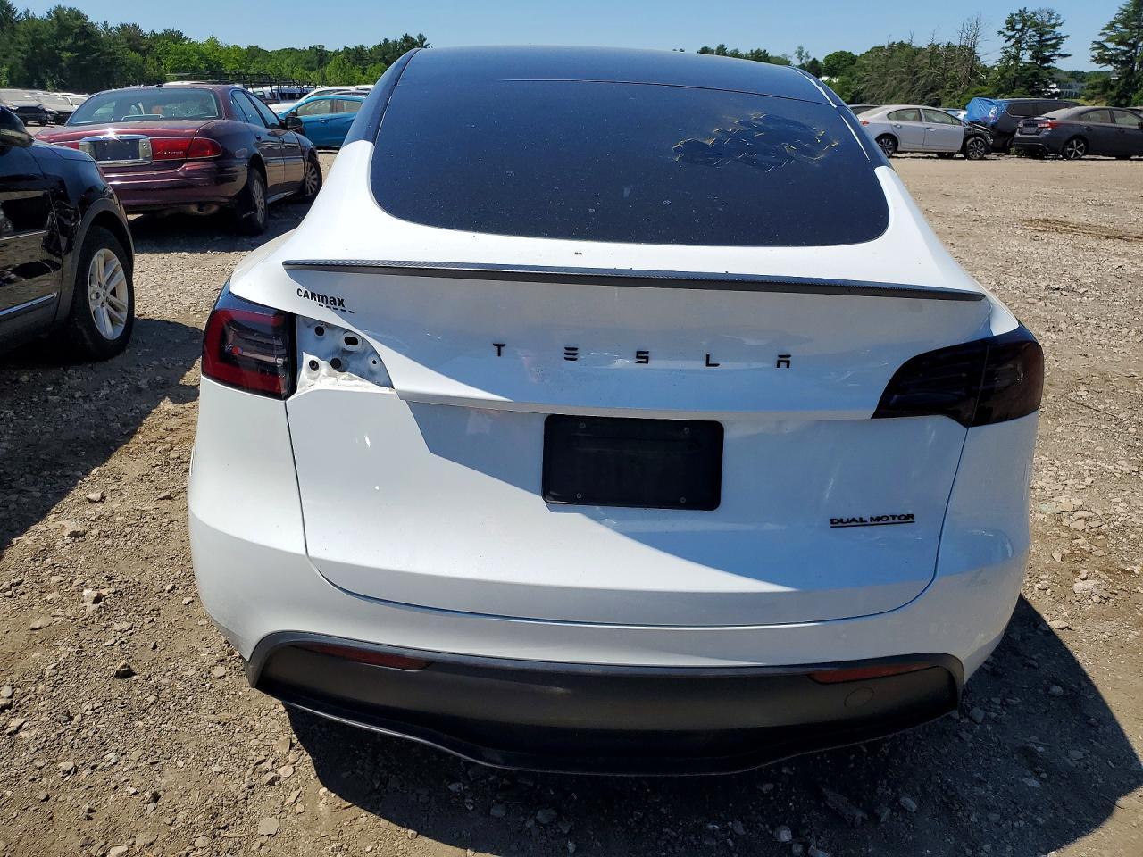 2023 Tesla Model Y - Фото 6
