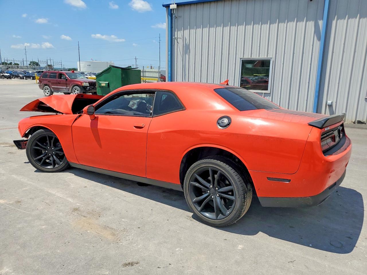 2016 Dodge Challenger Sxt - Фото 2