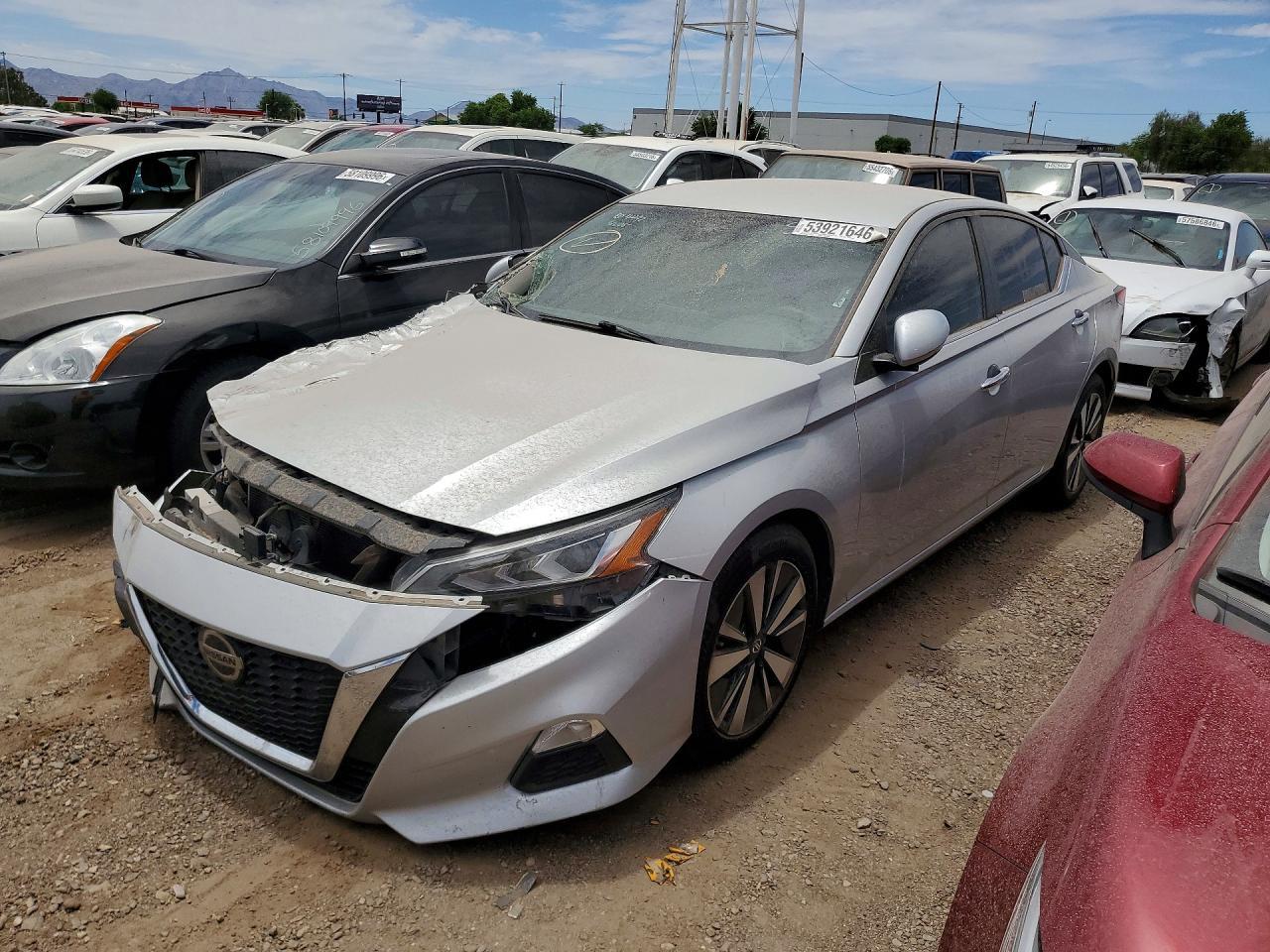2022 Nissan Altima Sv