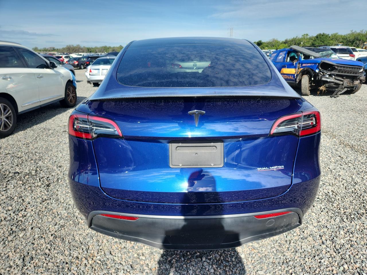 2023 Tesla Model Y - Фото 6