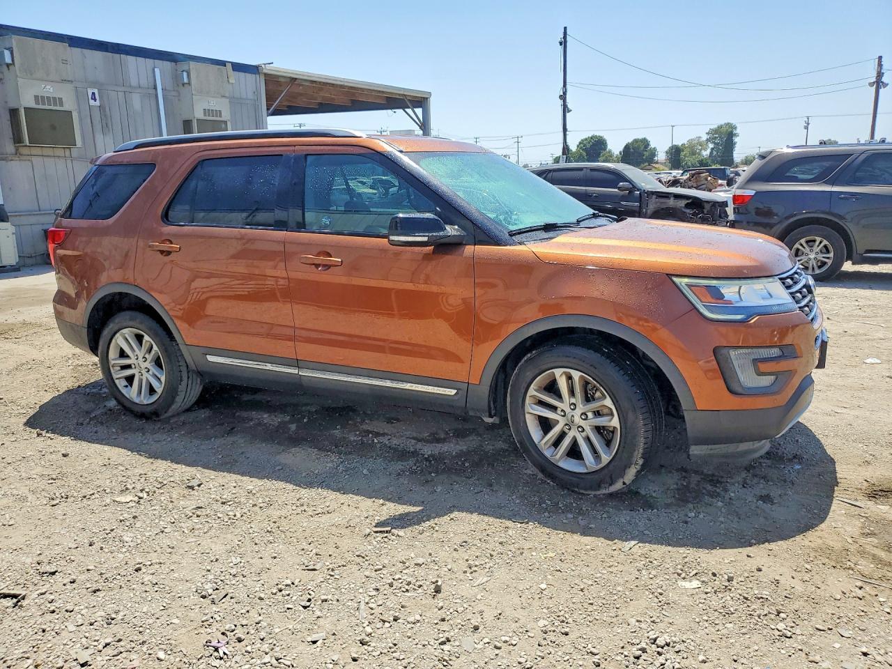 2017 Ford Explorer - Фото 4