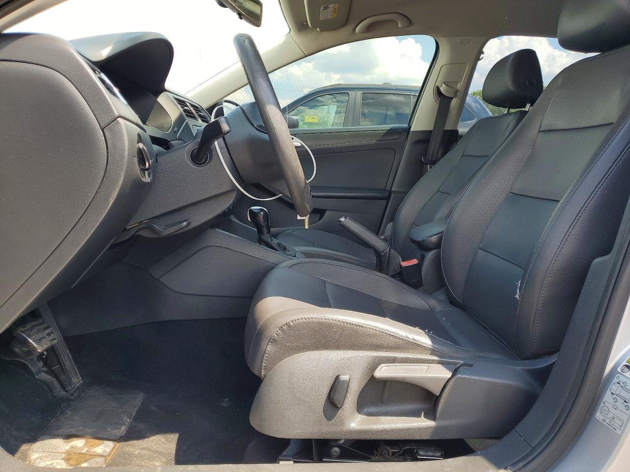 2014 Volkswagen Jetta Base - Image 7