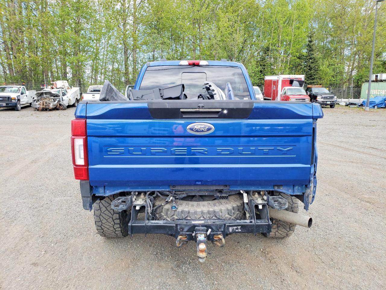 2022 Ford 350 - Image 6