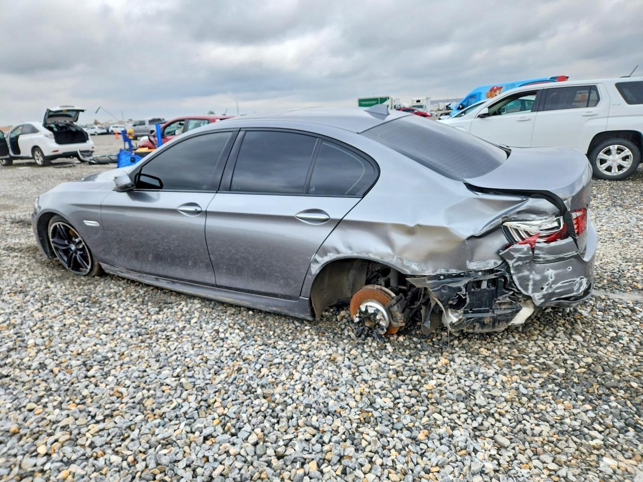 2014 BMW 550 Xi - Image 2