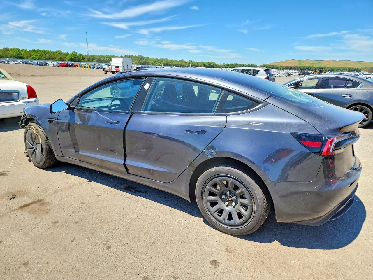2025 Tesla Model 3 - Image 2