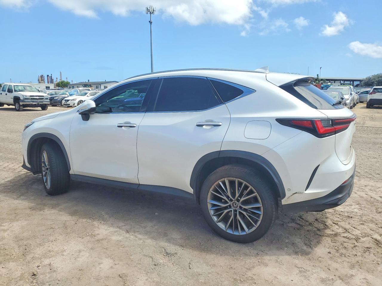 2022 Lexus Nx 350H - Фото 2