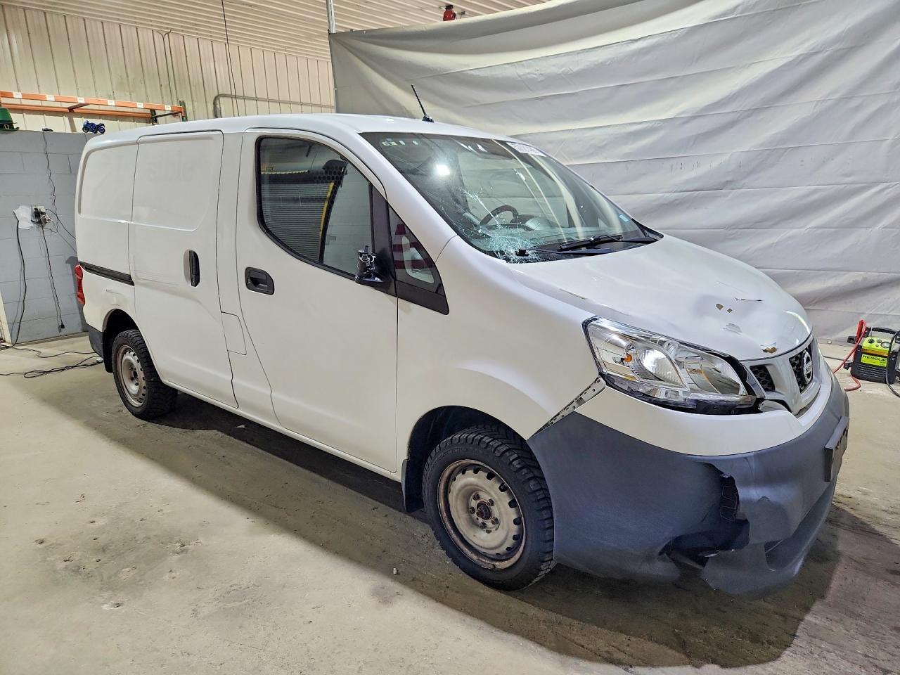 2014 Nissan Nv 2500 - Image 4
