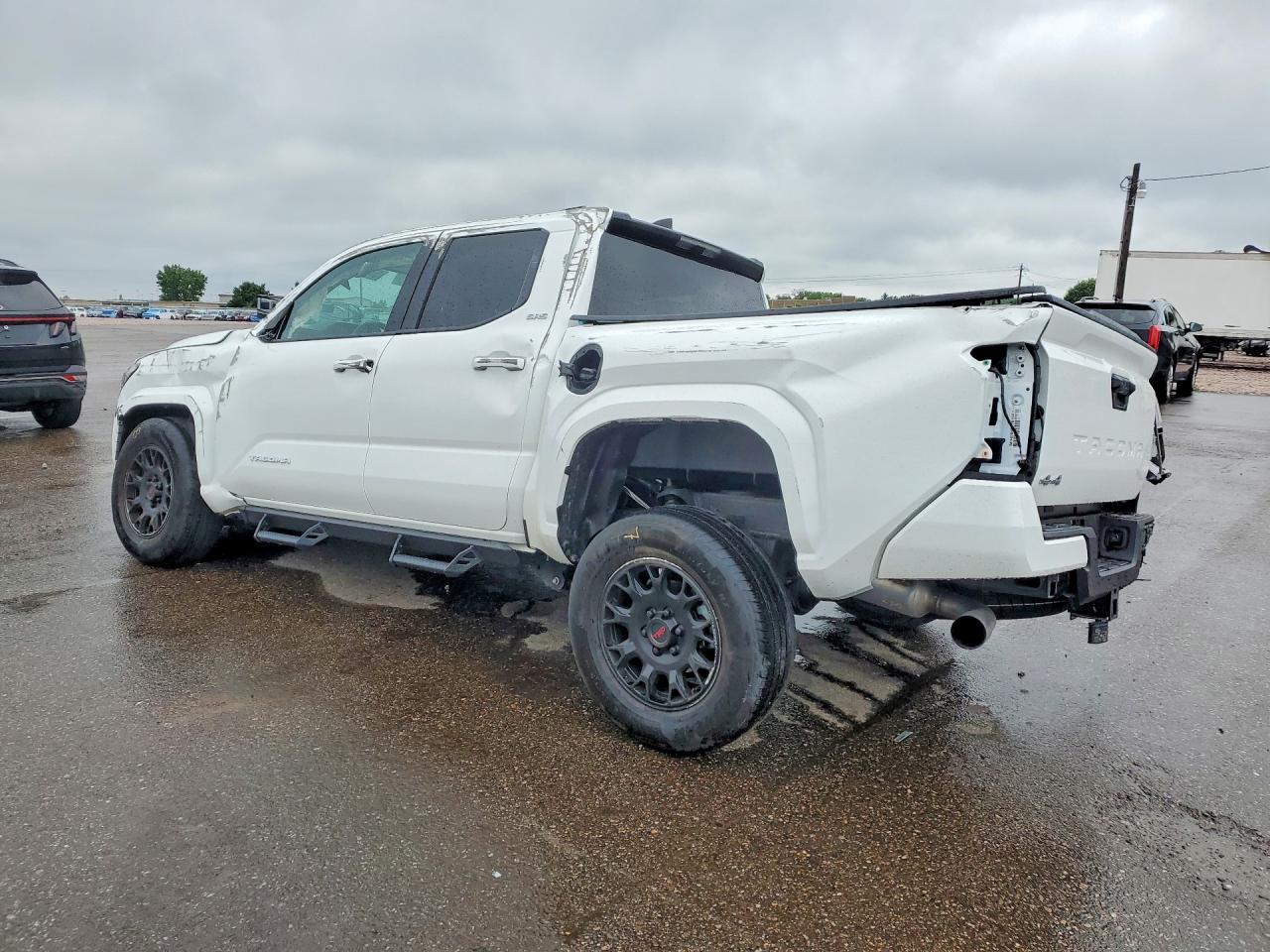 2025 Toyota Tacoma Sr5 - Image 2