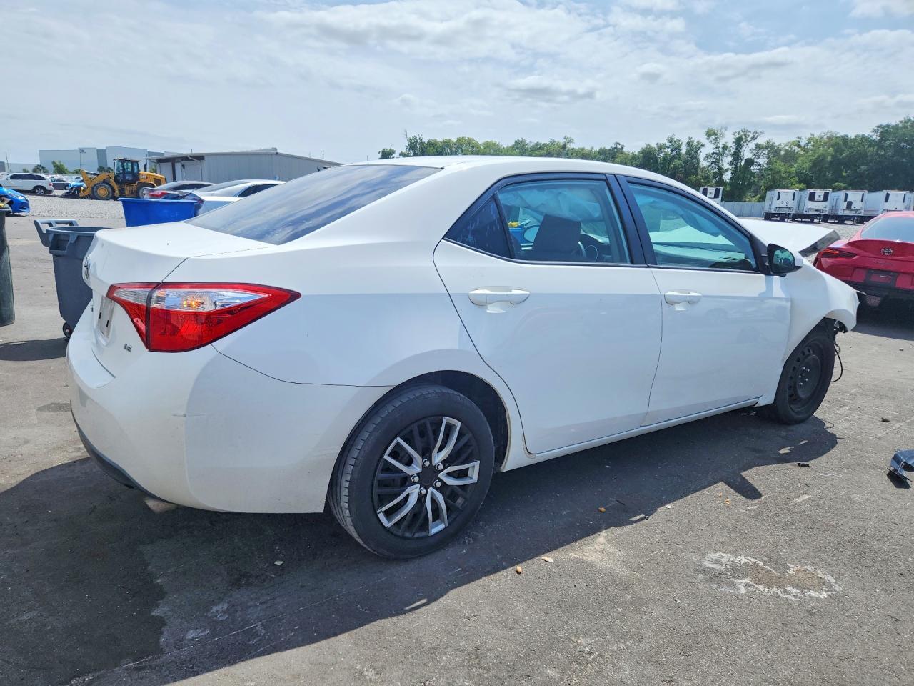2016 Toyota Corolla Le - Фото 3