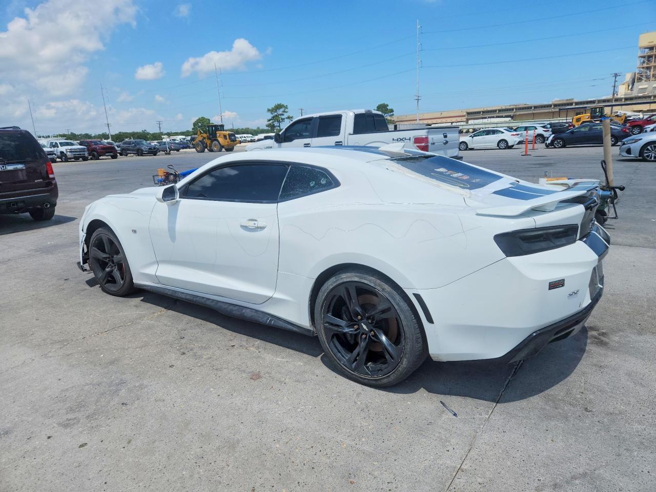 2017 Chevrolet Camaro Ss - Фото 2