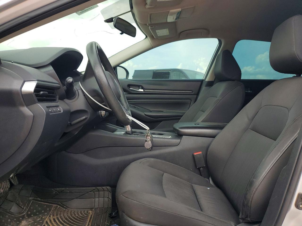 2019 Nissan Altima S - Фото 7