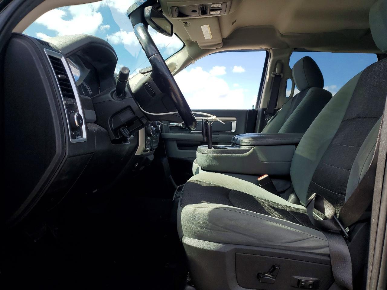 2019 Ram 1500 Classic Slt - Image 7