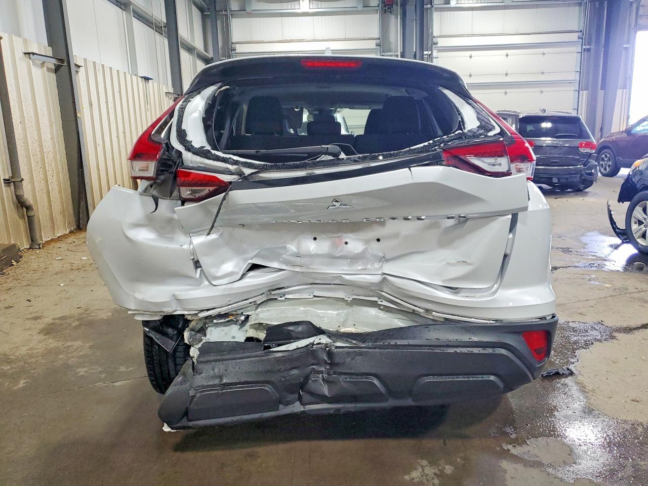 2022 Mitsubishi Eclipse Cross Es - Фото 6
