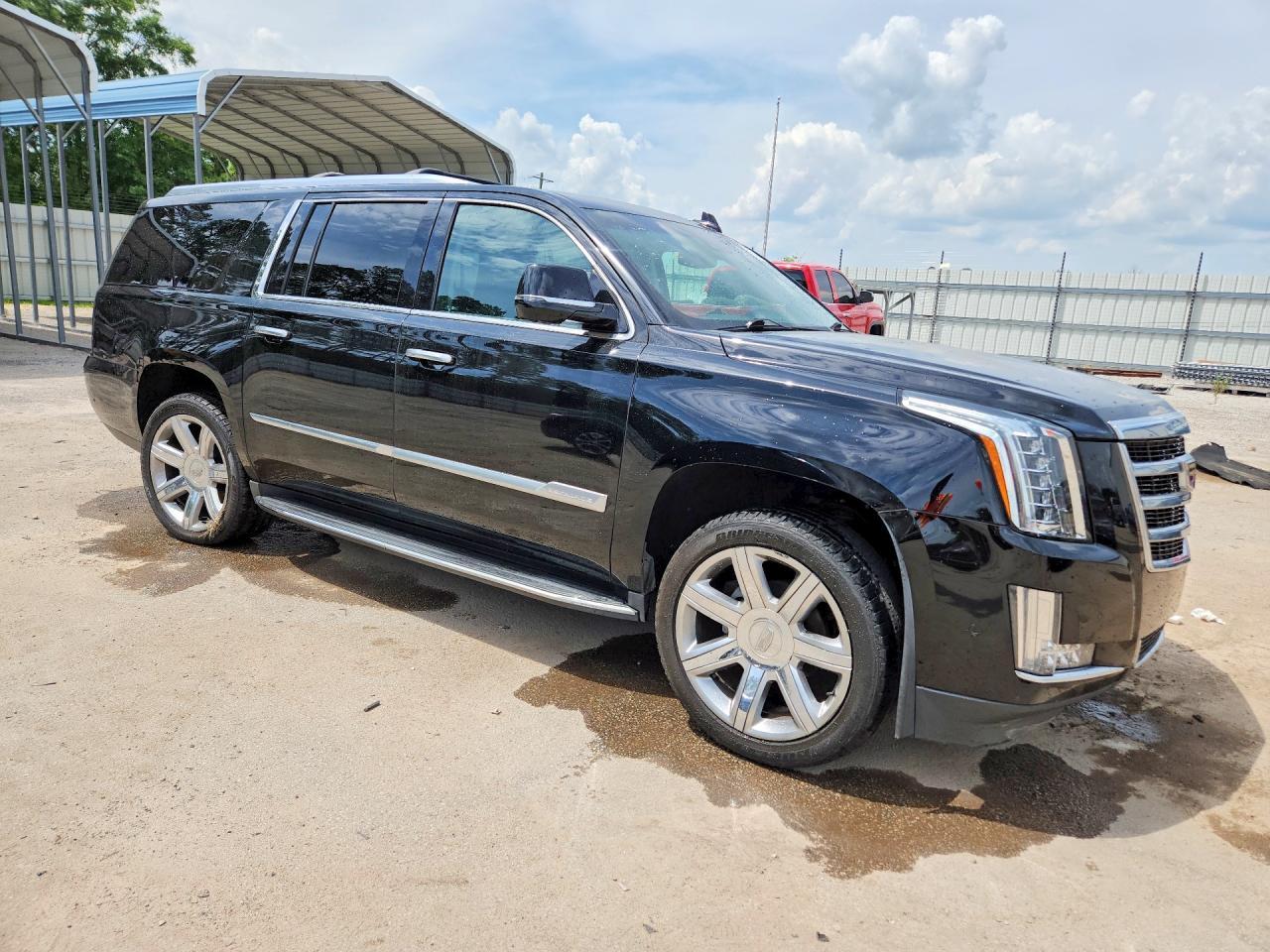 2018 Cadillac Escalade Esv Luxury - Image 4