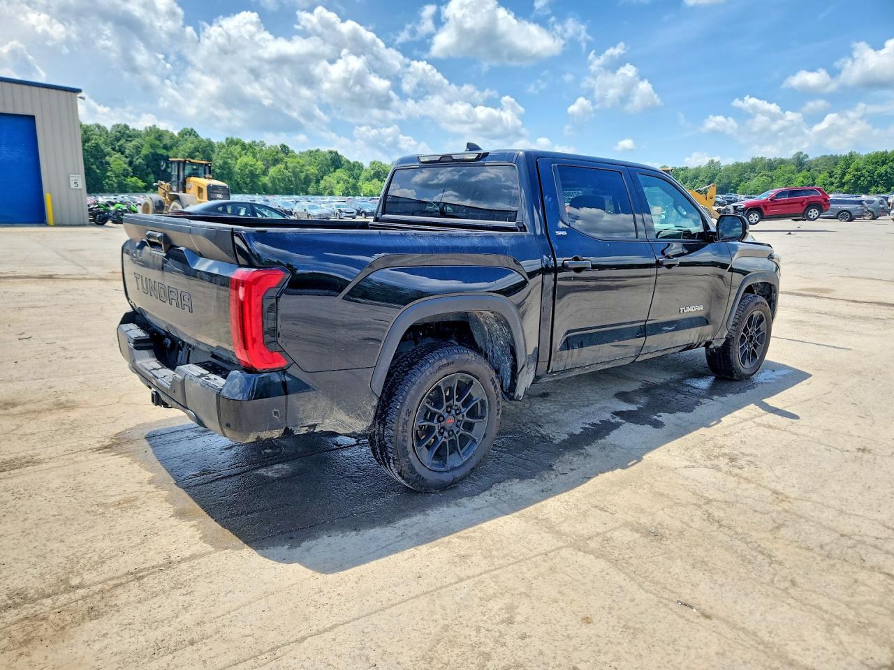 2025 Toyota Tundra Sr5 - Image 3