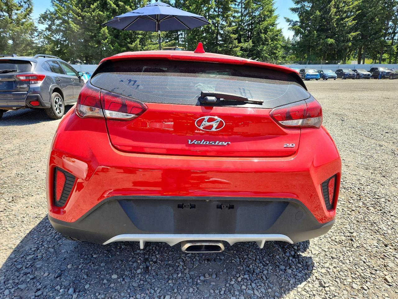 2021 Hyundai Veloster 2.0L Premium - Image 6