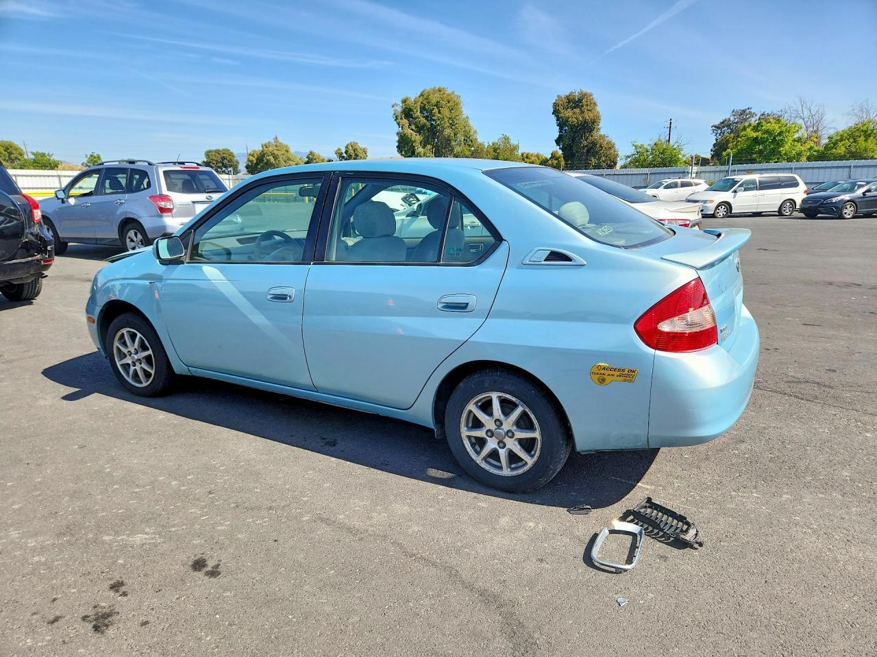 2002 Toyota Prius Base - Фото 2