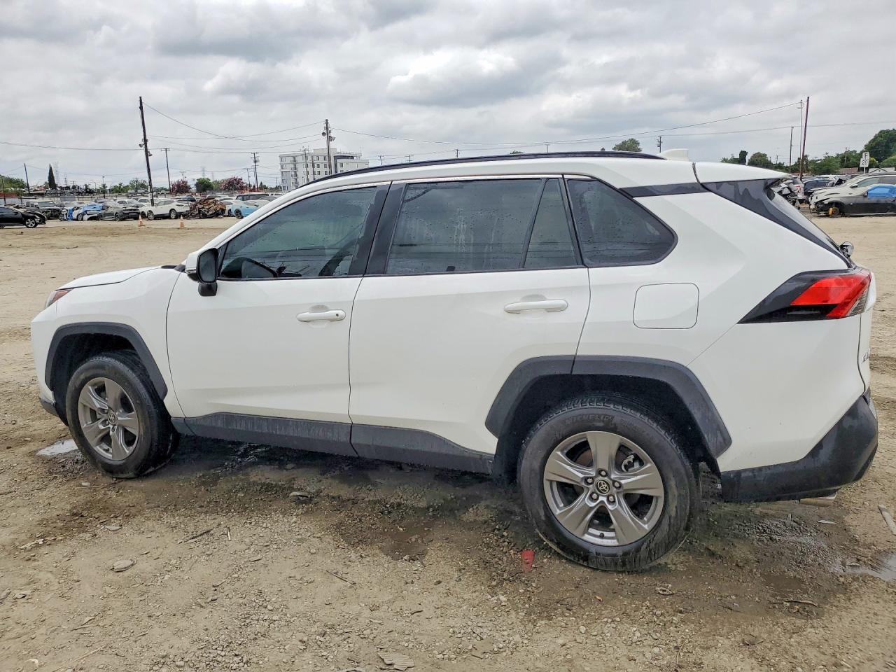 2024 Toyota Rav4 Xle - Image 2