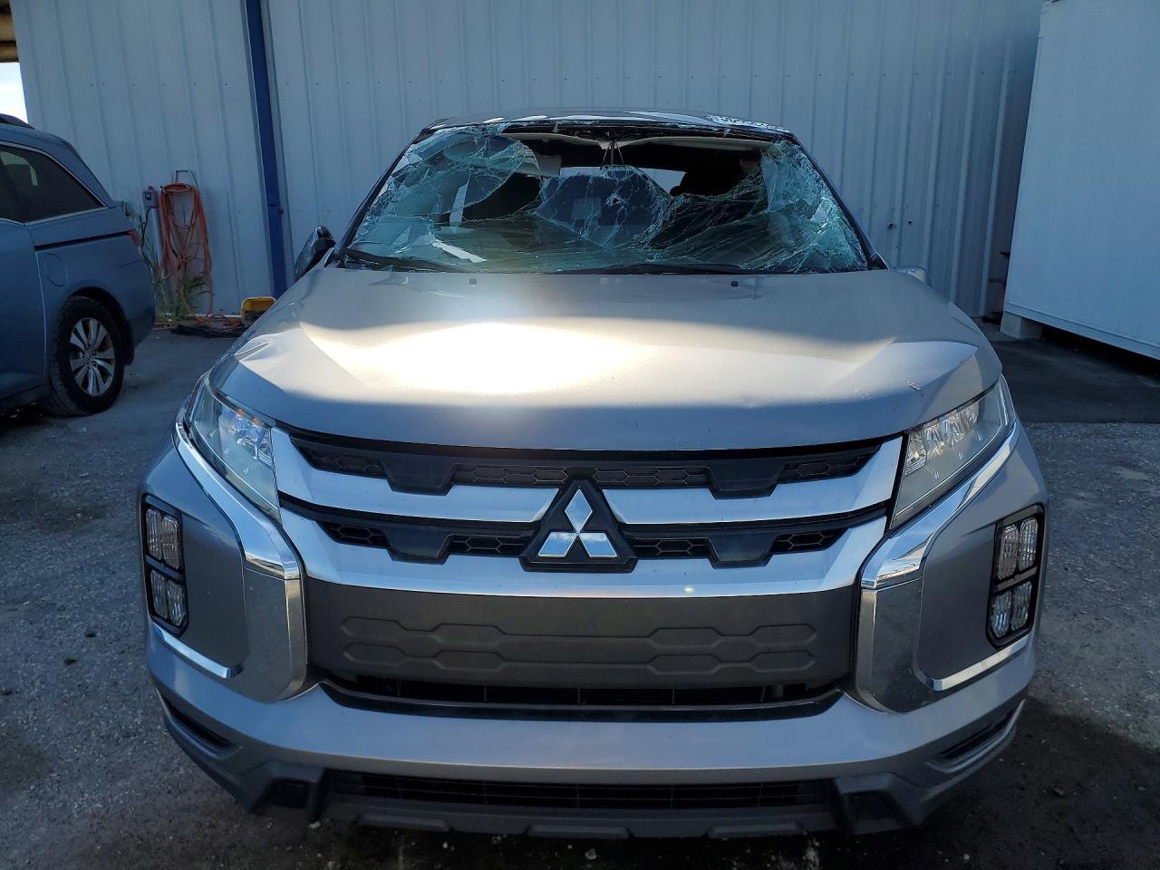 2021 Mitsubishi Outlander Sport Es - Image 5