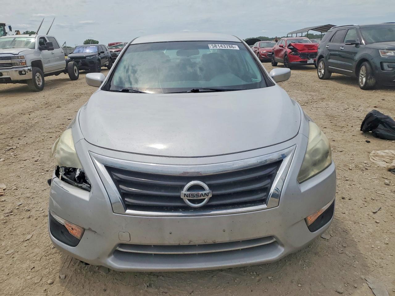 2014 Nissan Altima 2.5 S - Image 5