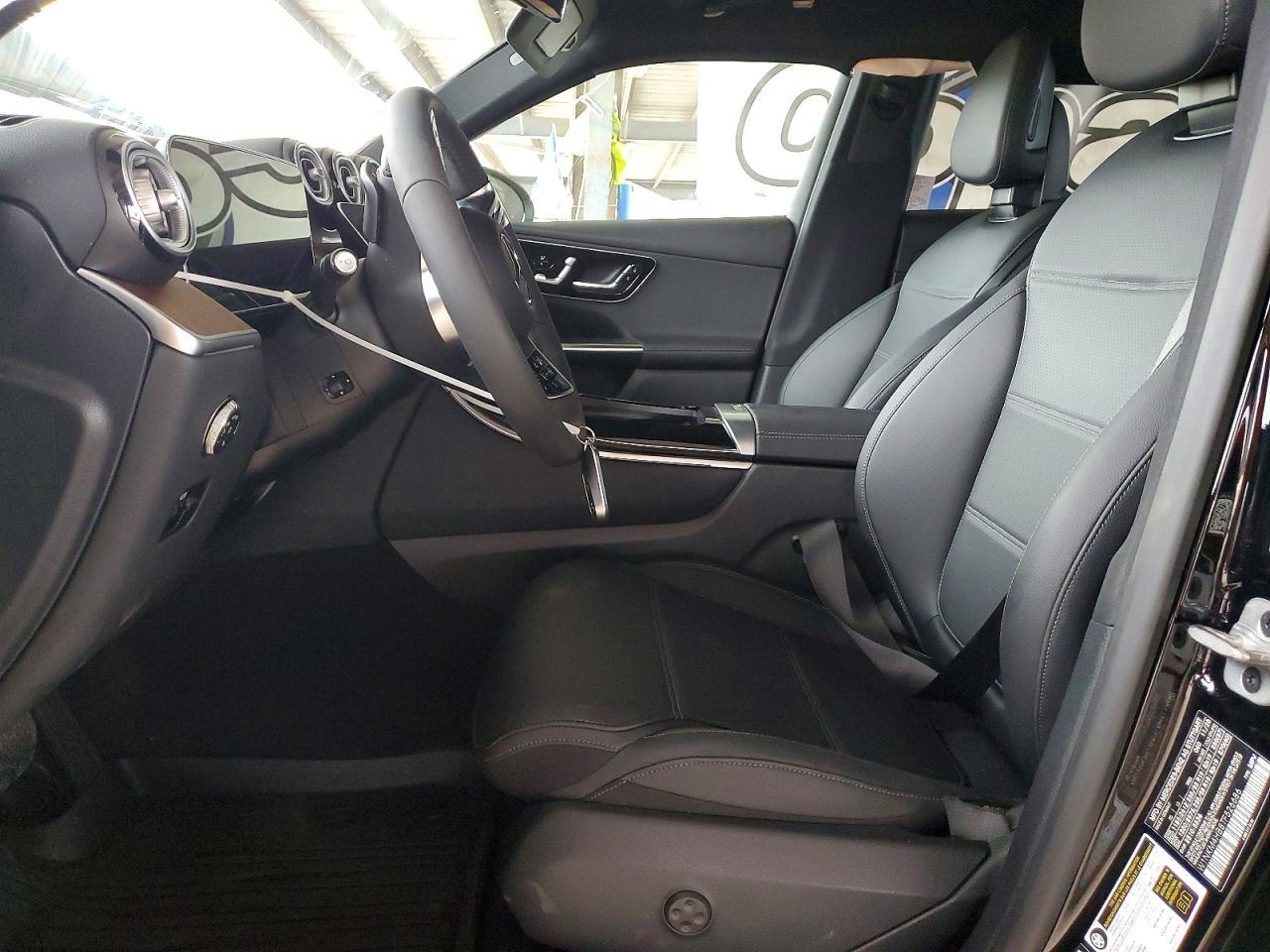 2026 Mercedes-Benz Glc 300 4Matic - Image 7