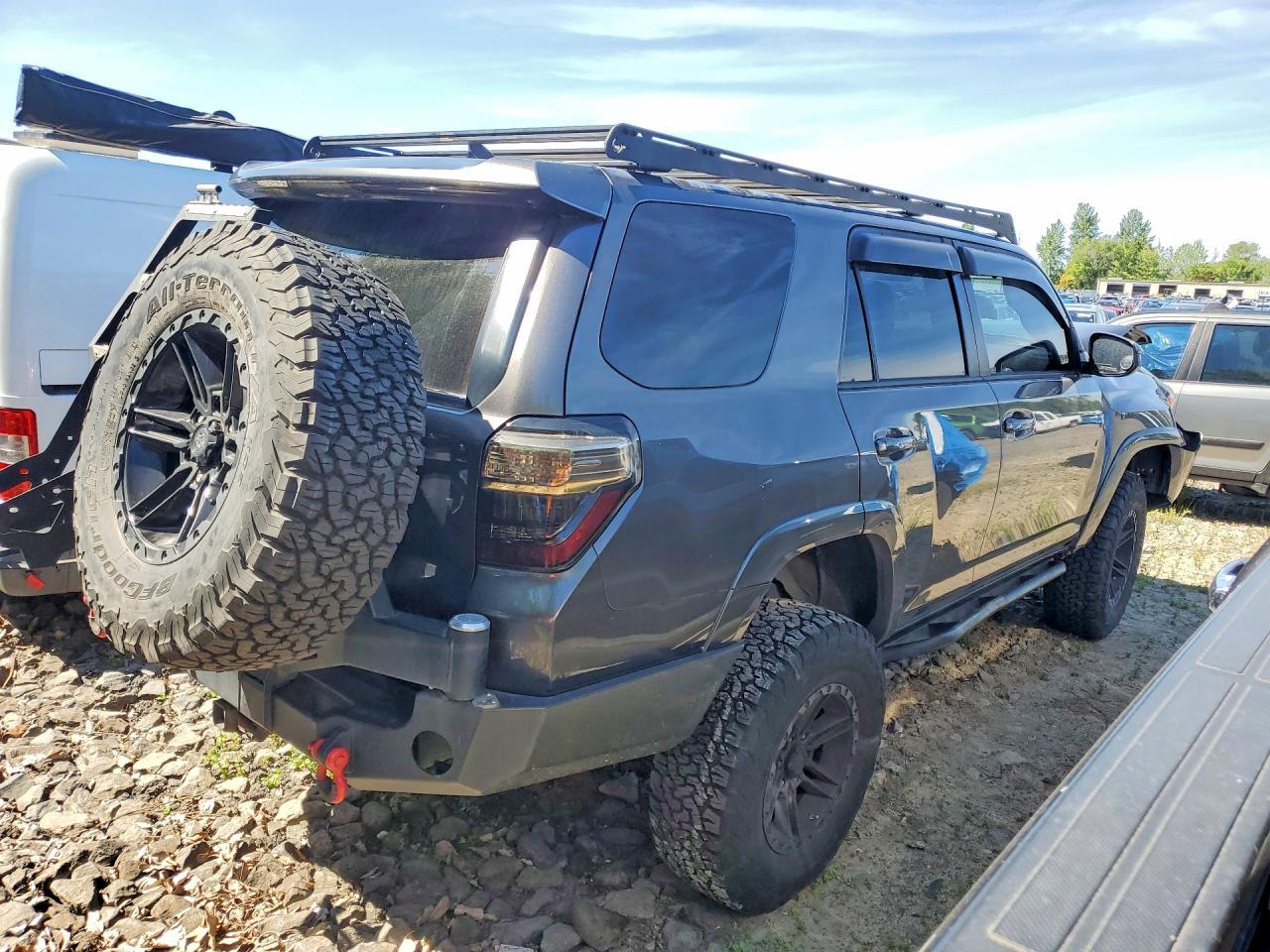 2015 Toyota 4Runner Sr5 - Фото 3
