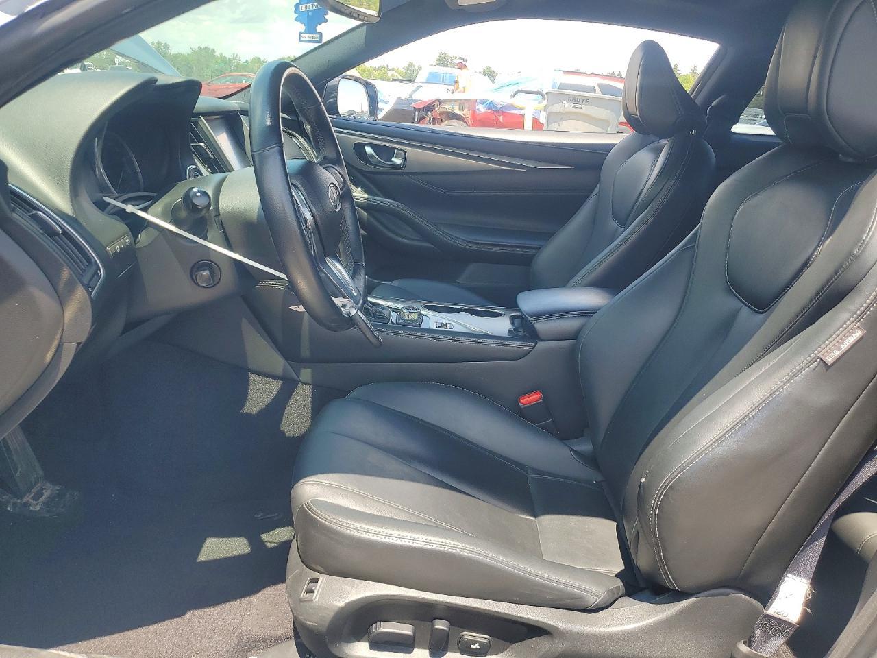 2017 Infiniti Q60 3.0T Premium - Фото 7