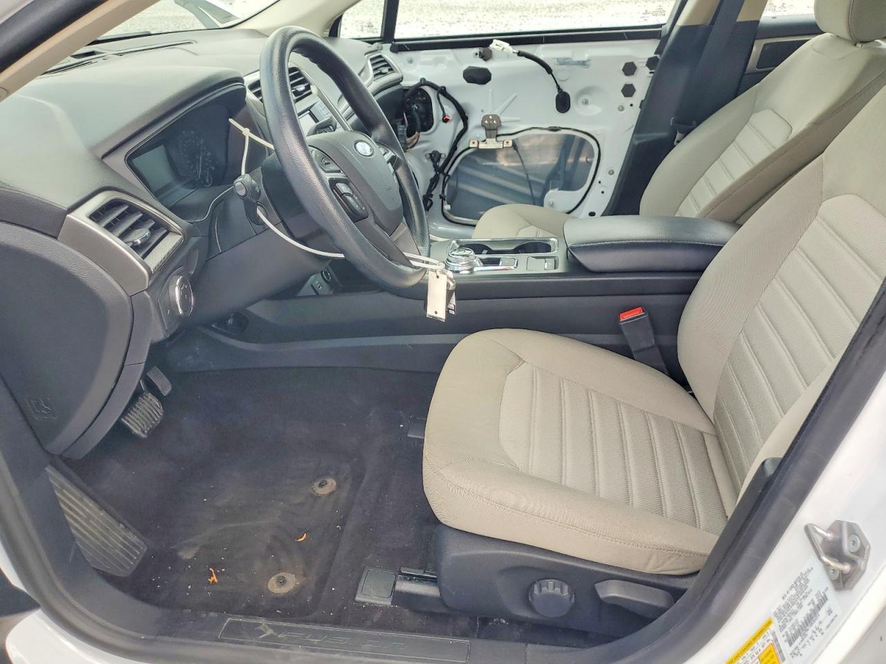 2019 Ford Fusion S - Фото 7