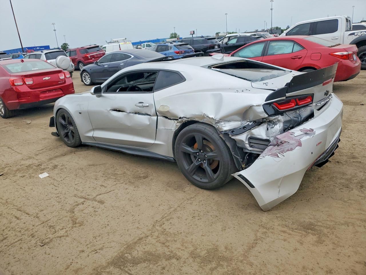 2016 Chevrolet Camaro Ss - Фото 2