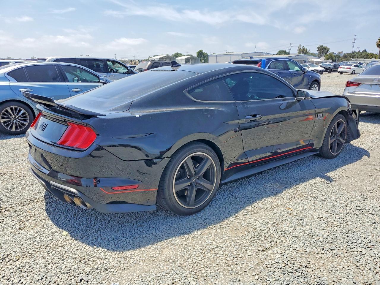 2021 Ford Mustang Mach I - Фото 3