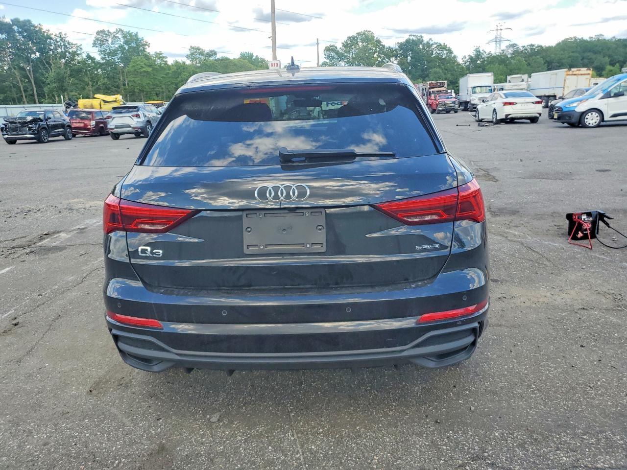 2024 Audi Q3 Premium S Line 45 - Фото 6