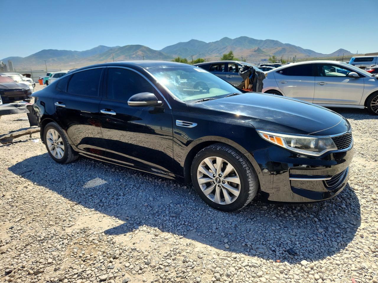 2017 Kia Optima Ex - Image 4