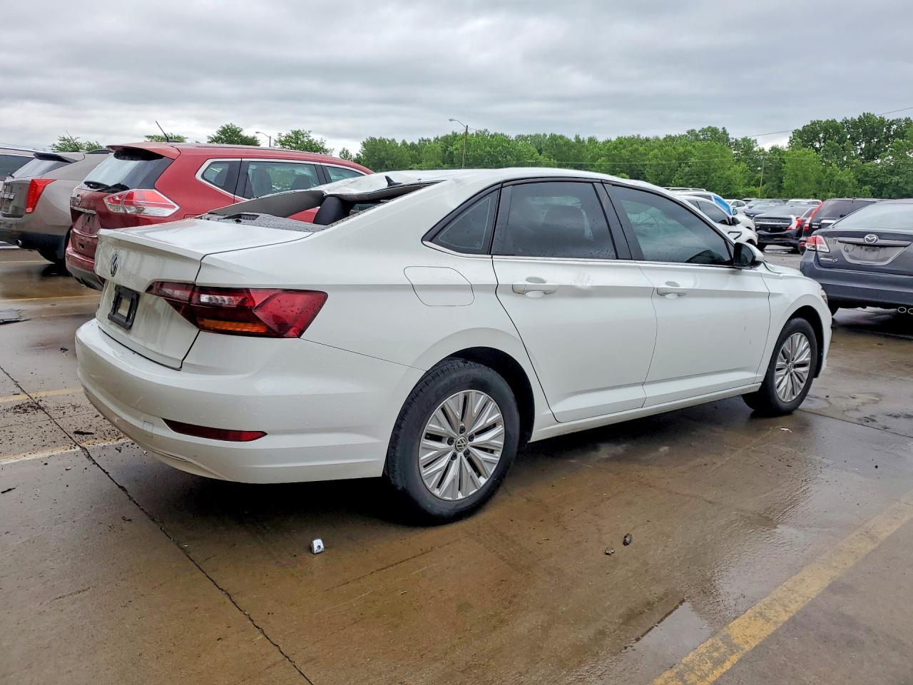2019 Volkswagen Jetta S - Фото 3