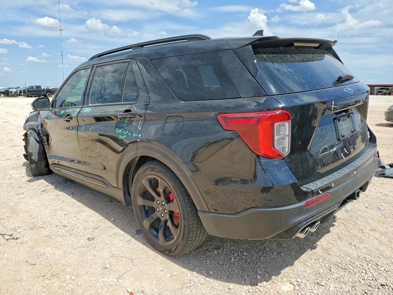 2023 Ford Explorer St - Фото 2