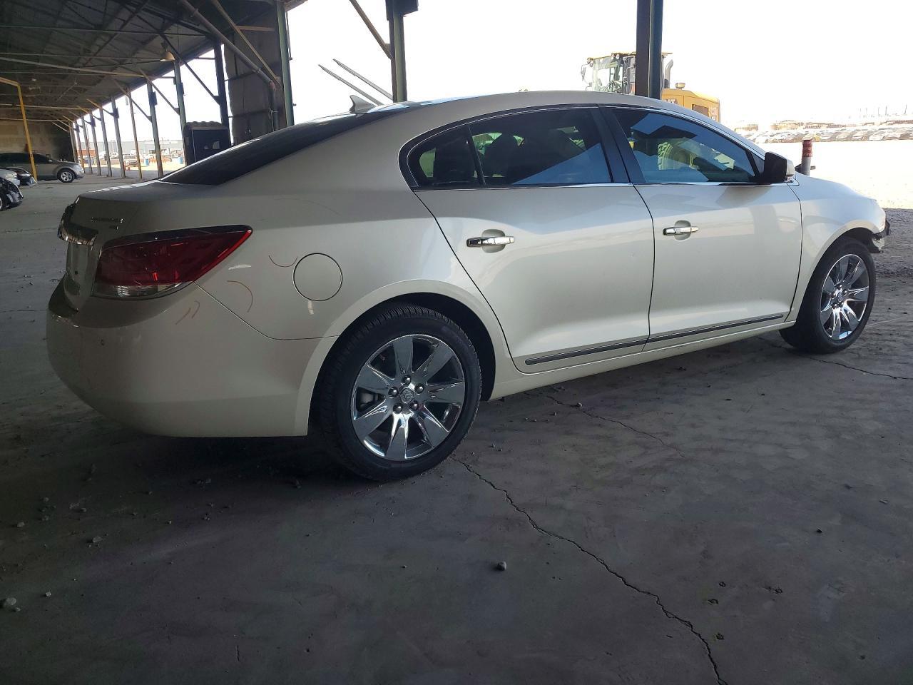 2011 Buick Lacrosse Cxl - Image 3