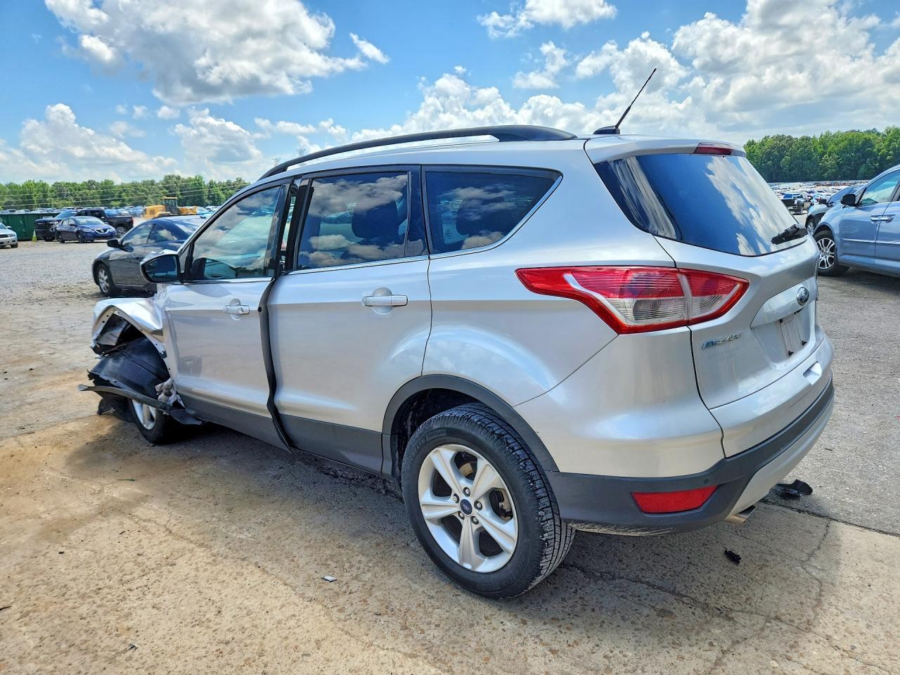 2015 Ford Escape Se - Фото 2